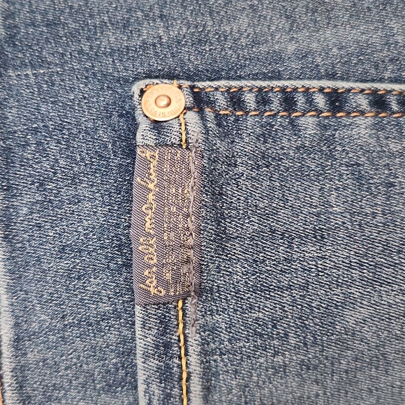 Woman's Denim Jeans - Picture 5 of 6